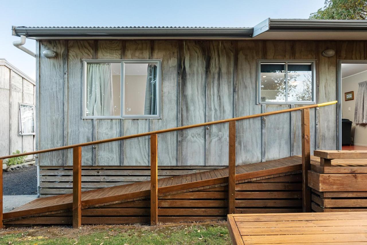 Athenree Hot Springs & Holiday Park Waihi Buitenkant foto