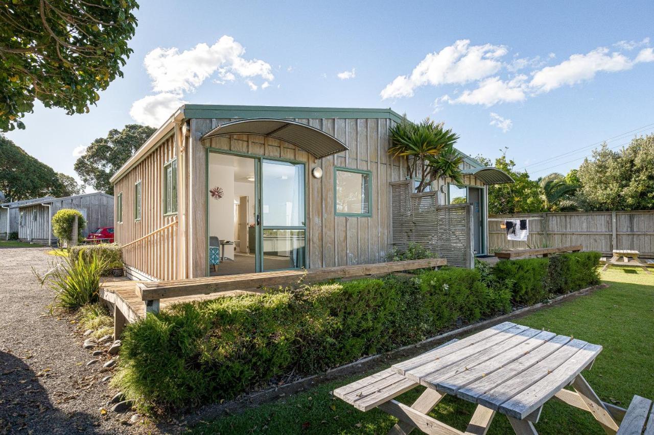 Athenree Hot Springs & Holiday Park Waihi Buitenkant foto