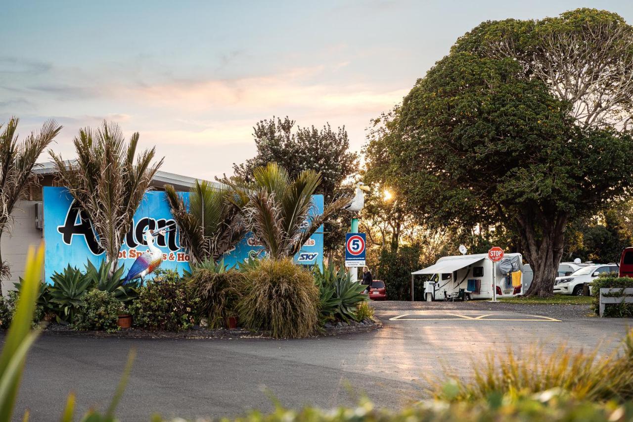 Athenree Hot Springs & Holiday Park Waihi Buitenkant foto
