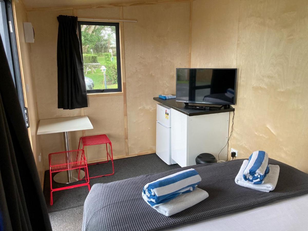Athenree Hot Springs & Holiday Park Waihi Buitenkant foto